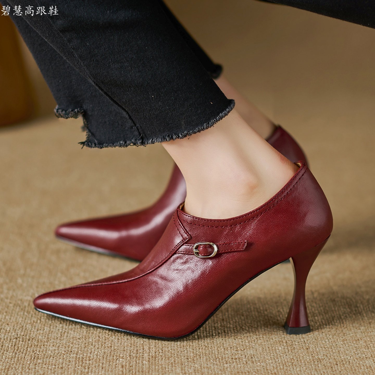 2026春款新品安哥拉红手抓纹羊皮8CM尖头细跟深口高跟鞋真皮女鞋,女鞋,深口单鞋,淘宝优惠券,粉丝福利购,淘宝优惠卷