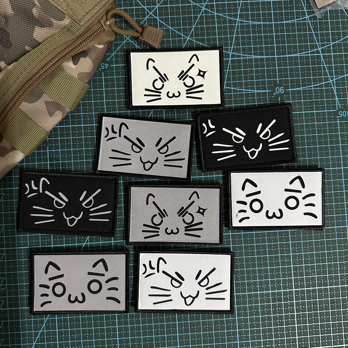 包邮反光可爱猫咪士气章魔术贴夜光黑煤球小猫徽章贴布贴安全包贴