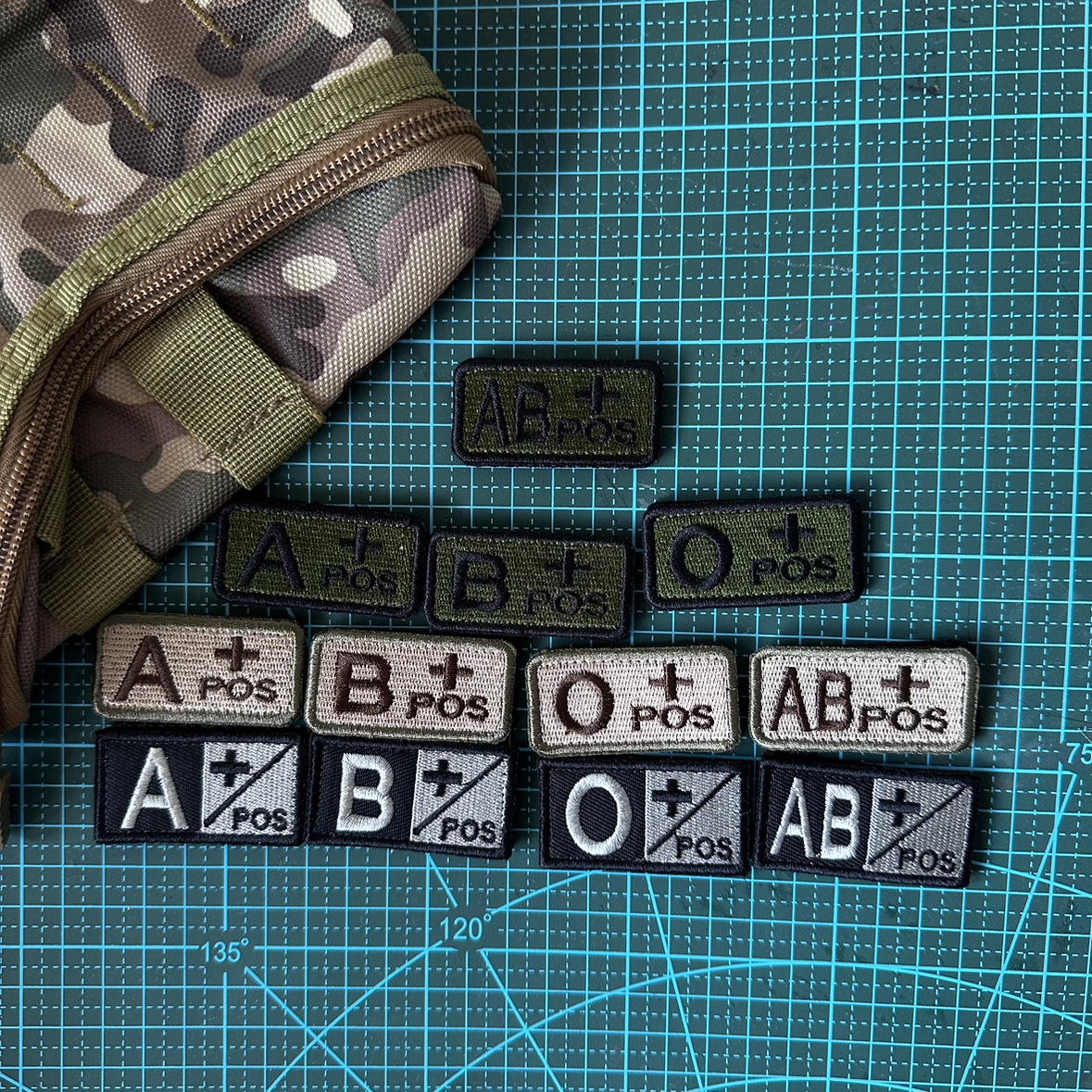 包邮绿底沙色底黑底血型条士气章胸章帽徽魔术贴背包贴冲锋衣贴