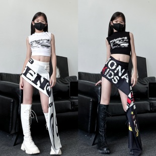 女团爵士舞演出服套装 露脐背心印花腰封短裤 女童无袖 2025春夏新款