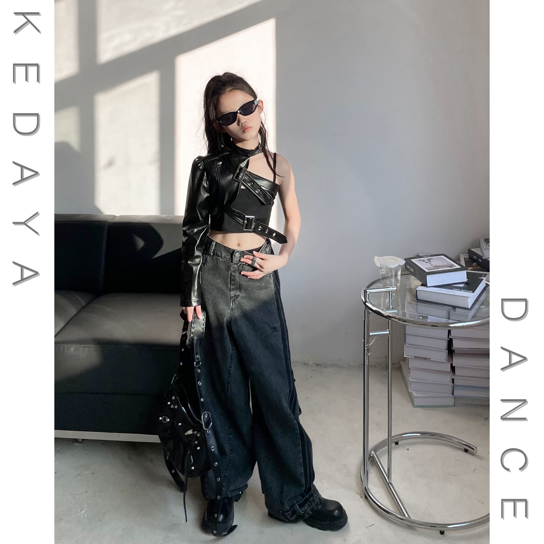 可达鸭潮酷女团爵士舞套装