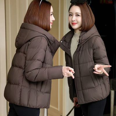 雪中飞羽绒服女2025冬季新款韩版时尚轻薄保暖短款连帽外套女潮