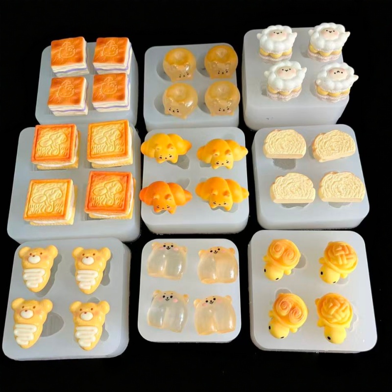 小鼻噶食玩乌龟牛角包夹心饼干捏捏乐模具小羊小熊捏捏硅胶模具