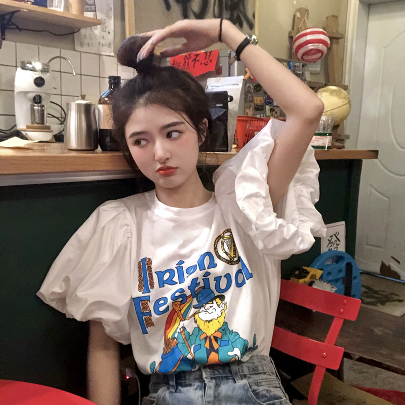 泡泡袖短袖t恤女裝夏季2021新款設計感燈籠袖寬松個性上衣服ins潮在類目 女裝/女士精品, T恤中 - 來自Buy2taobao.com提供專業的淘寶代購服務