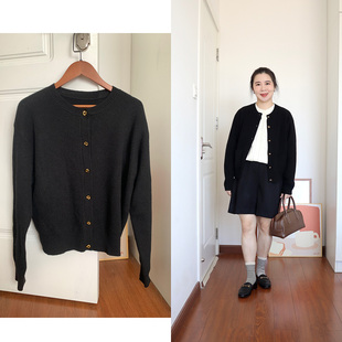 针织外套 简约通勤学院黑色金扣全羊毛毛衣开衫 DecemberRush 经典