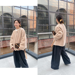 特 Decemberrush 圆领宽松简约初剪羊羔毛大衣外套