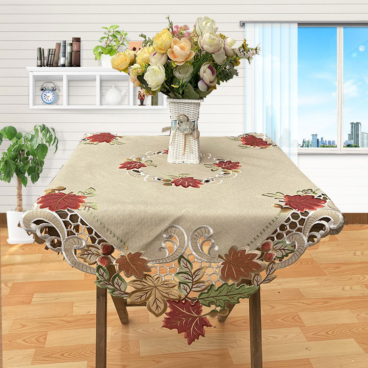 欧式化纤绣花镂空方桌布年货酬宾