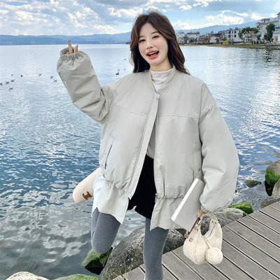 浅蓝色拼接衣摆羽绒服棒球服外套女冬今年新款独特设计白鸭绒爆款