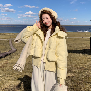 黄色短款奶呼呼羽绒服女小个子2025冬新款韩版加厚减龄白鸭绒外套