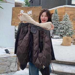 美拉德咖色pu皮衣羽绒服女冬短款内胆白鸭绒羊羔毛翻领夹克厚外套