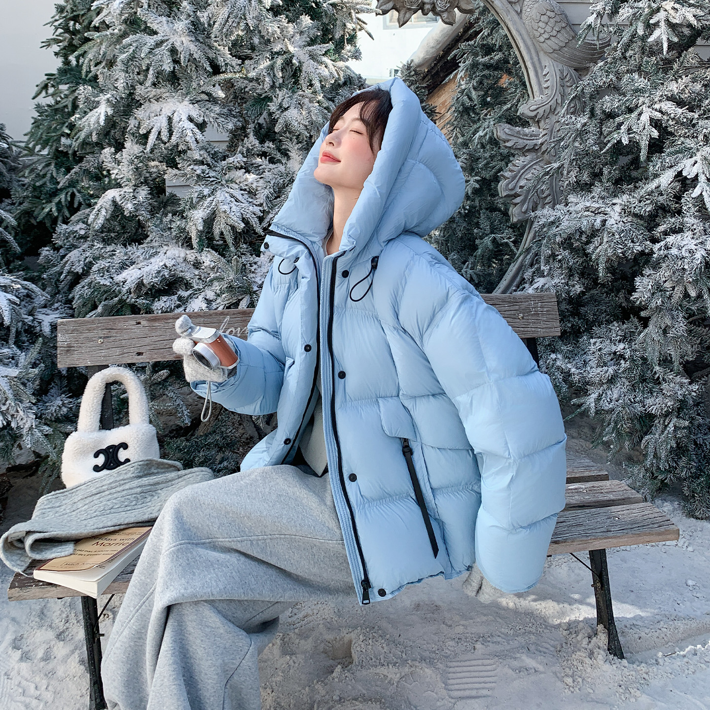 巨好看蓝色连帽泡芙羽绒服女冬季2025新款韩系保暖90白鸭绒面包服