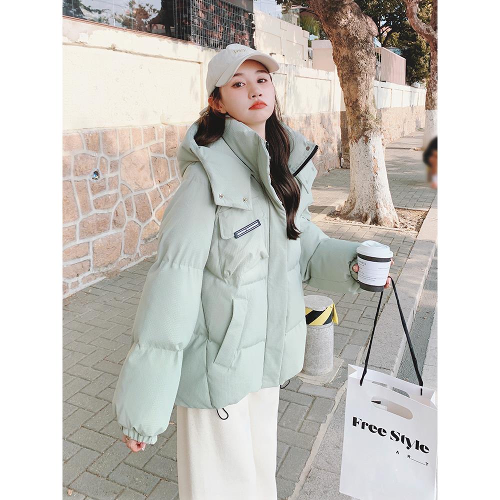 豆绿色连帽羽绒服女冬季2025新款超好看宽松休闲90白鸭绒保暖外套