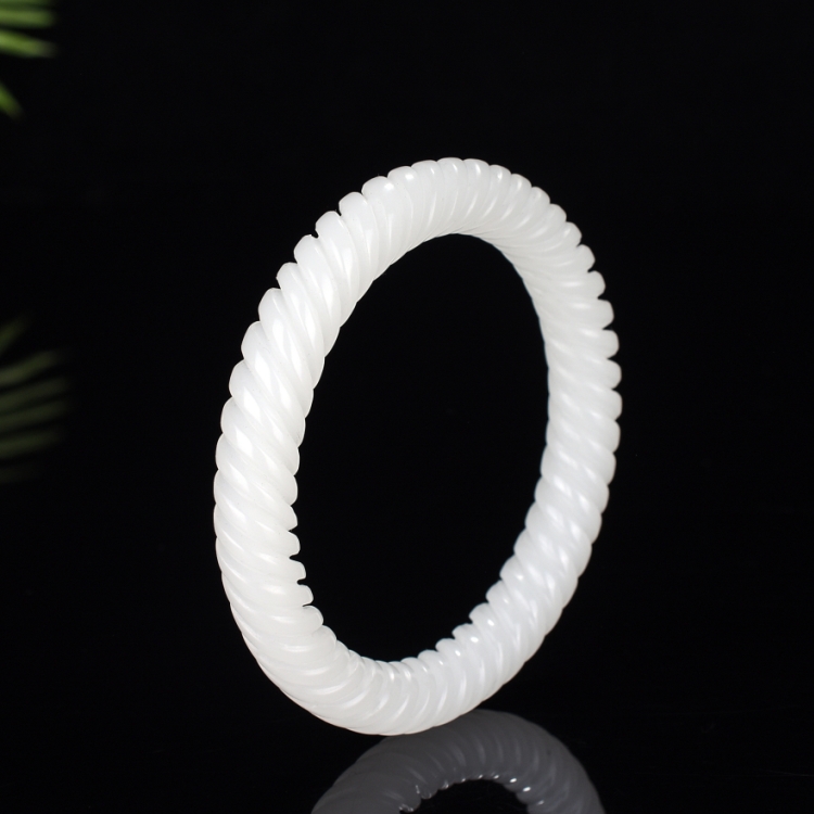 正品新疆和田玉玉手镯天然白玉扭丝镯雕刻古纹镯子女款手链玉手镯