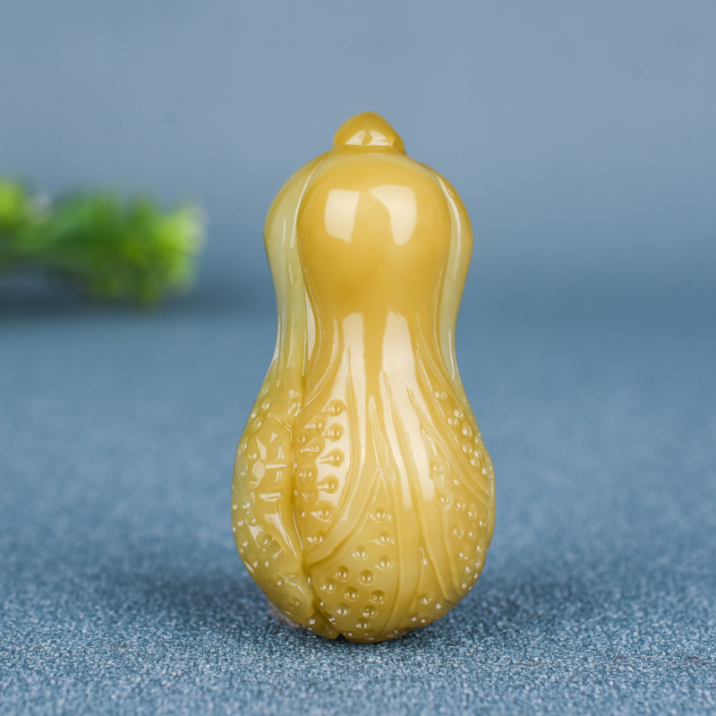 和田玉糖料玉白菜吊坠天然玉石白菜挂件白菜百财来玉项链坠玉器