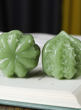 把玩件和田玉核桃手把件