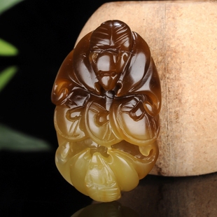 和田玉籽料玉蝙蝠吊坠糖料玉蝙蝠福在眼前天然玉石男女挂件