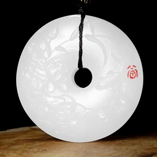 天然新疆和田玉鱼吊坠籽料羊脂白玉鱼玉佩玉挂件莲花鲤鱼连年有余