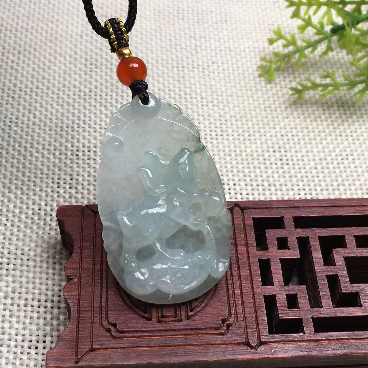 天然A货翡翠十二生肖猪兔羊虎龙