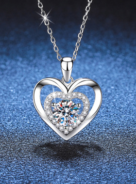 S925银镀18K金PT950铂金镶嵌D色1克拉莫桑石吊坠心心相印女款项链