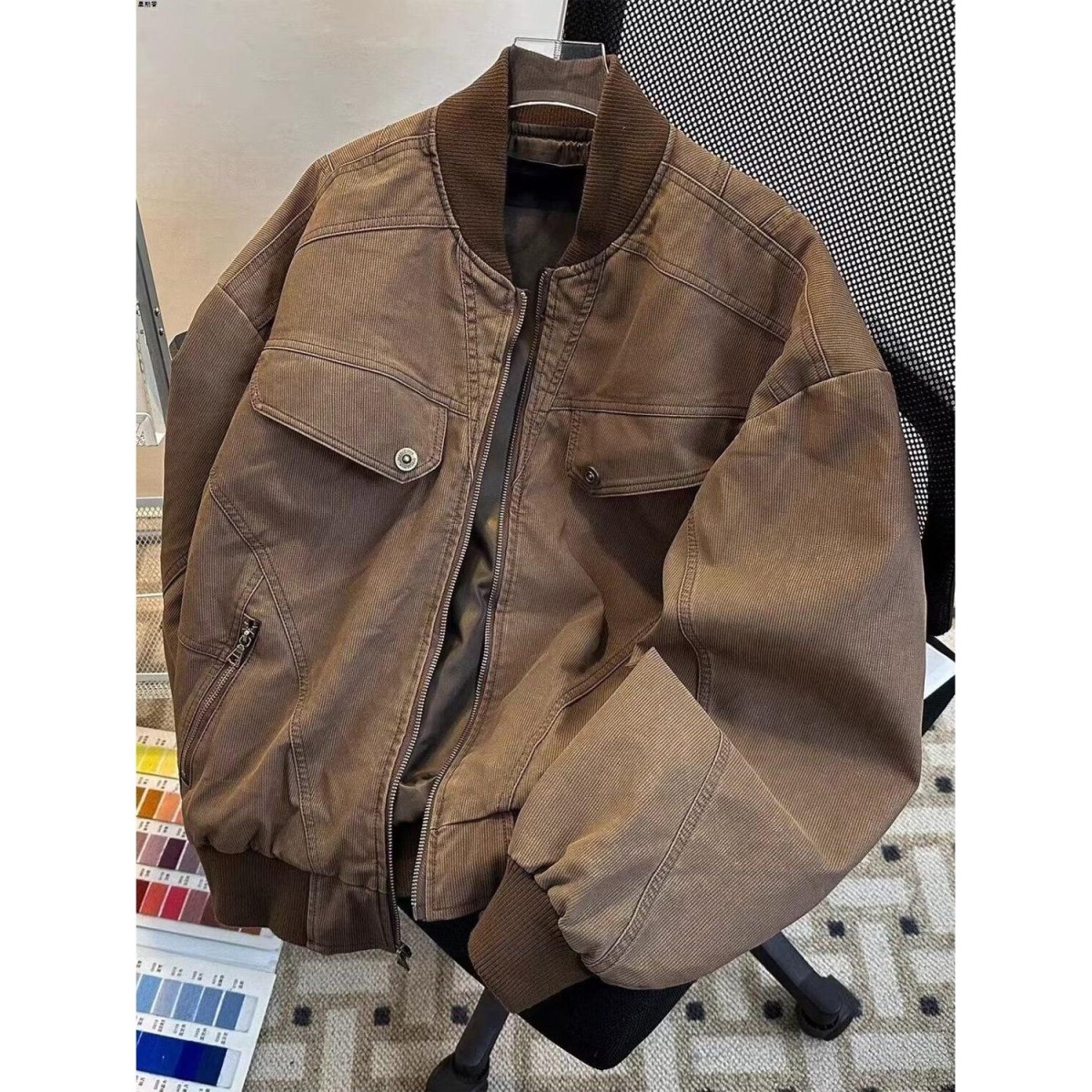 1506/QWT560/P66复古做旧工装夹克男装短款背后铆钉灯芯绒棒球领图片