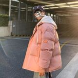 粉红色