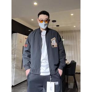 1506/Q76480/P64男士潮牌刺绣字母立领夹克外套宽松情侣款棒球服1图片
