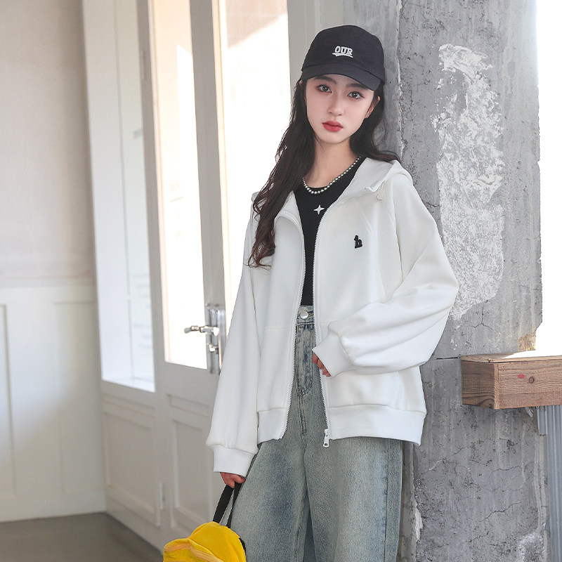 骄骄虎女大童春秋外套2025新款初中生休闲春装初中生卫衣上衣7029