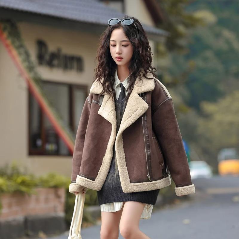 骄骄虎女大童外套皮毛一体