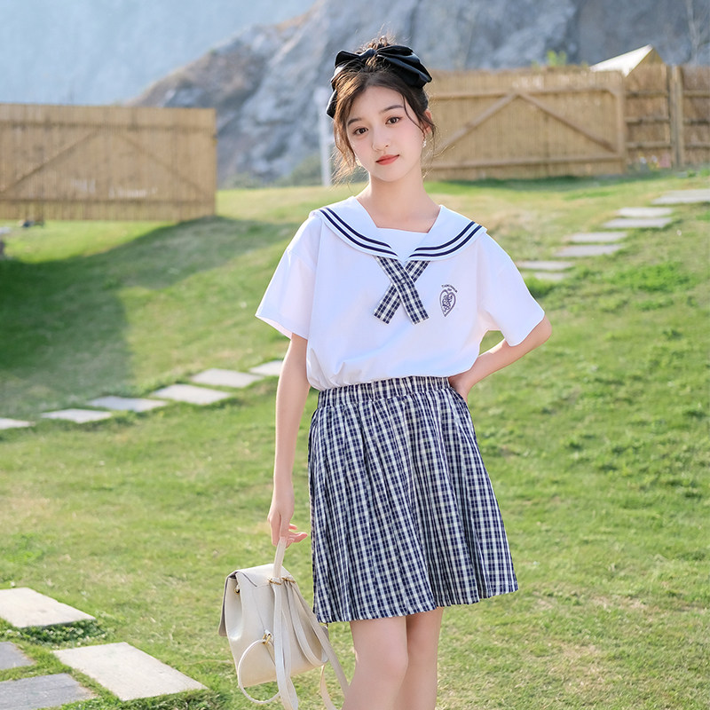 骄骄虎女童套装裙学院风图片