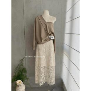 花瓣蕾丝拼接半裙两件套装 Y.JIA 卫衣 设计感斜肩蕾丝长袖 女 伊嘉