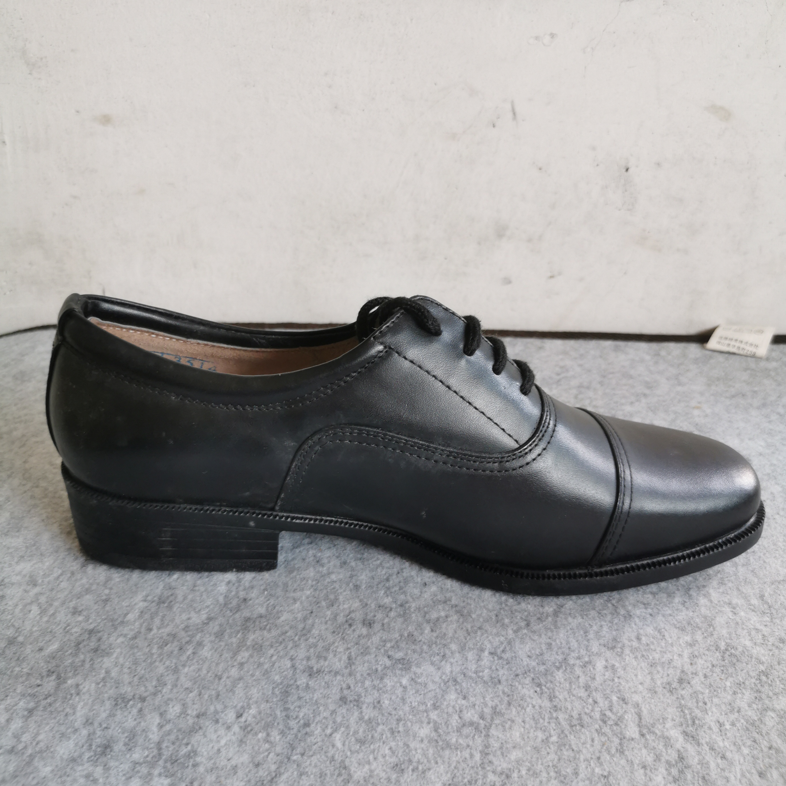 库存全新14厂生产三接头牛皮鞋系带低帮皮鞋老式01皮鞋