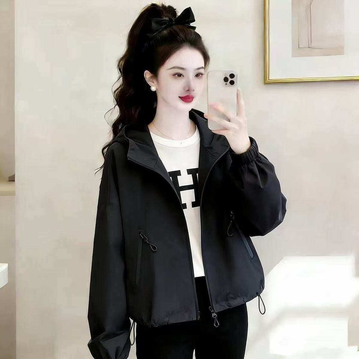 春秋新款韩版连帽短款红色抽绳外套女小个子洋气宽松时尚休闲夹克