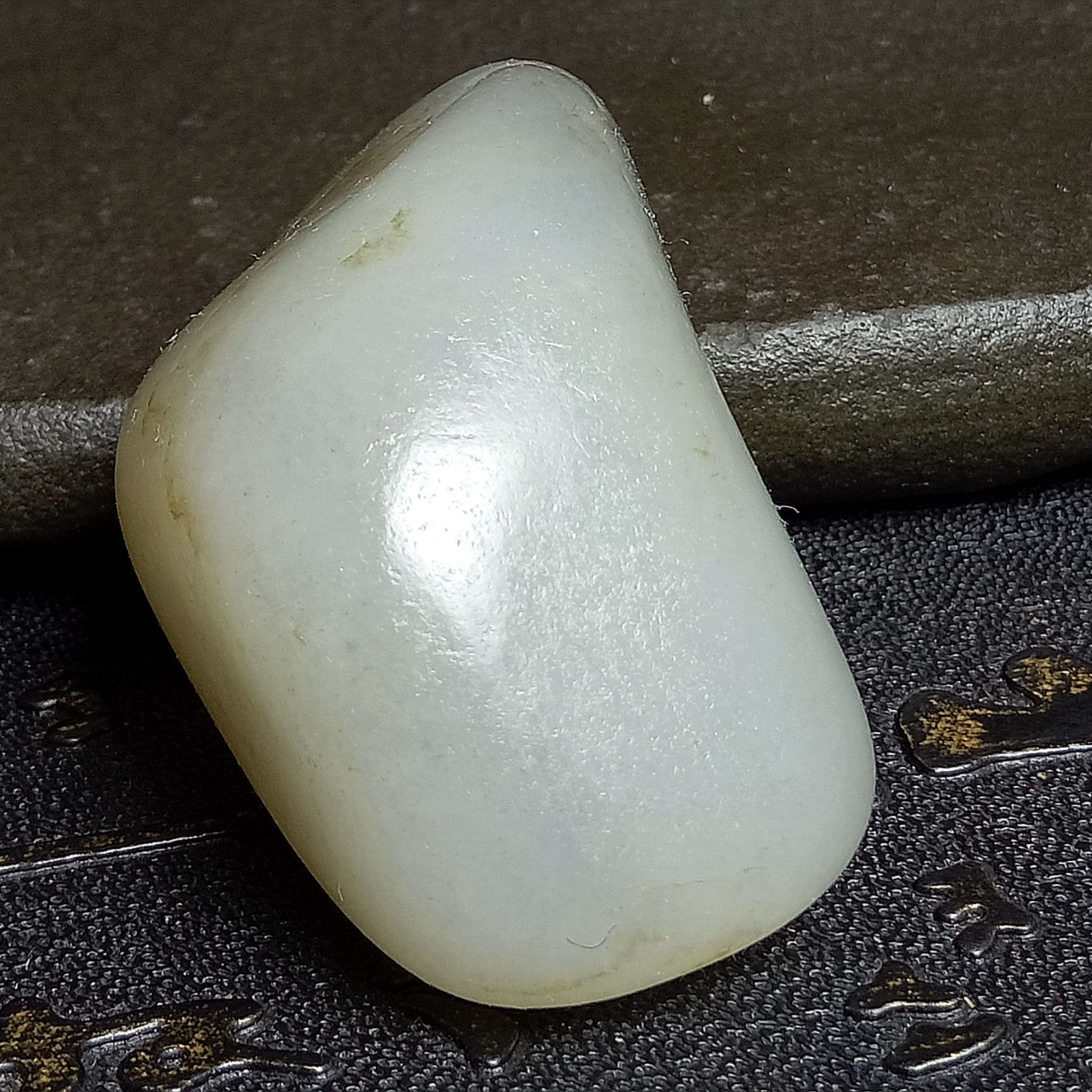 【风雅玉轩】和田籽料原石白玉青花小吊坠把件独籽真皮玉石油膏料