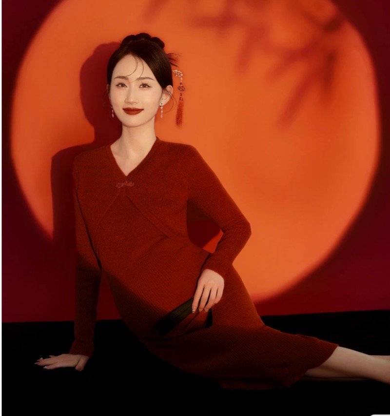孕妇照服装红色针织旗袍