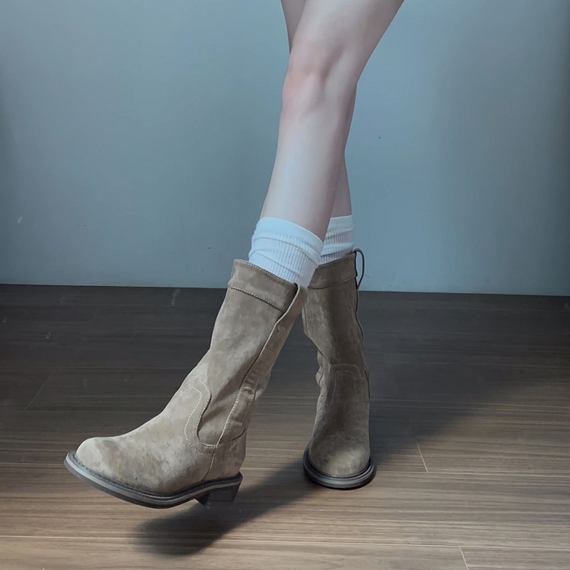 다양하고 슬리밍  레트로 웨스턴 부츠 2024 카키 스웨이드 라운드 발가락 스커트 서양식 작은 짧은 부츠 굴뚝 부츠