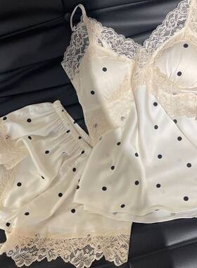 夏季舒适甜蜜牛奶新款波点吊带睡衣蕾丝花边甜美带胸垫家居服套装