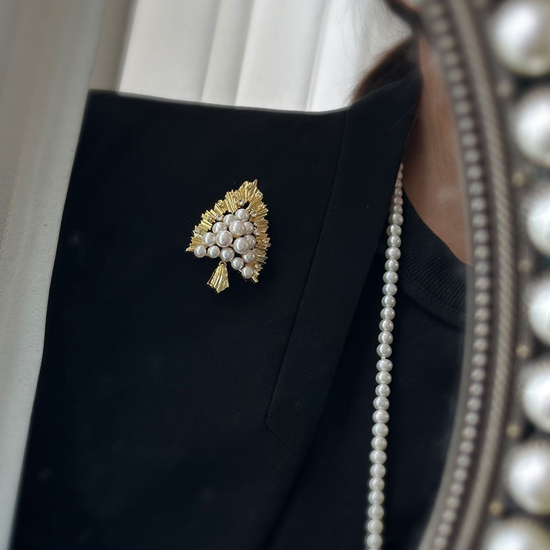 《金色幻想》中古高级感胸针天然珍珠气质奢华衣服配饰2024年新款