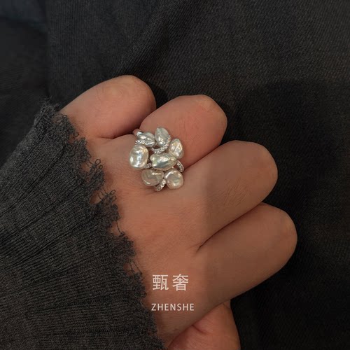 甄奢炫彩淡水keshi珍珠花朵戒指