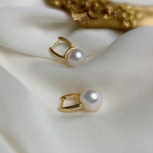 精工纯银镀金水桶耳钉天然珍珠通勤OL耳扣耳饰女 M家同款 指尖