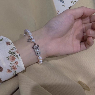 925纯银扣气质名媛风女 叮咛 天然强光淡水珍珠手链M家经典 款