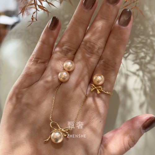 甄奢稀有色超亮金色珍珠耳钉