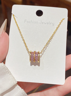 新款锆石圆柱形钛钢项链轻奢小众时尚网红锁骨链18K金吊坠配饰女