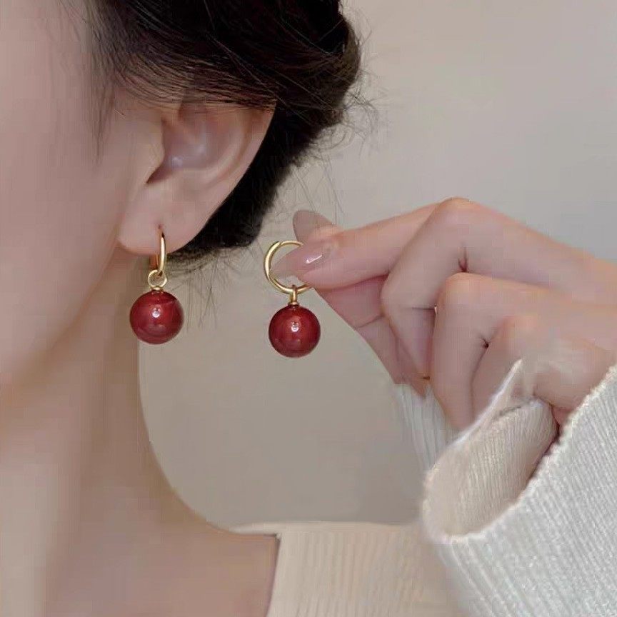 一款两戴施加安克拉红珍珠耳圈扣轻奢高级耳环2025新爆款新年耳饰,珠宝/钻石/翡翠,耳饰,淘宝优惠券,粉丝福利购,淘宝优惠卷