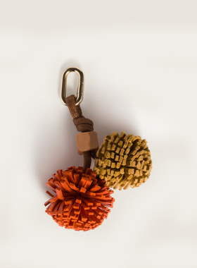 缪系同款手工真皮花朵流苏球鞋子包包挂件MIU高级感迷你拼色挂饰