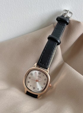 小众数字刻度皮表带手表女款简约气质复古时尚石英女表2023年新款