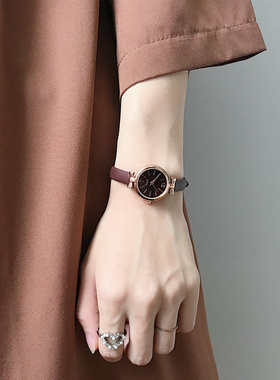 法国小众手表女学生韩版简约森系小表盘复古文艺小巧精致chic港风