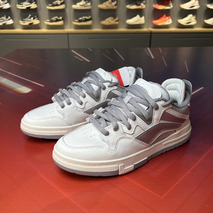 李宁2023秋冬新款 AECT072 休闲鞋 女子惟吾PRO潮流低帮滑板文化鞋