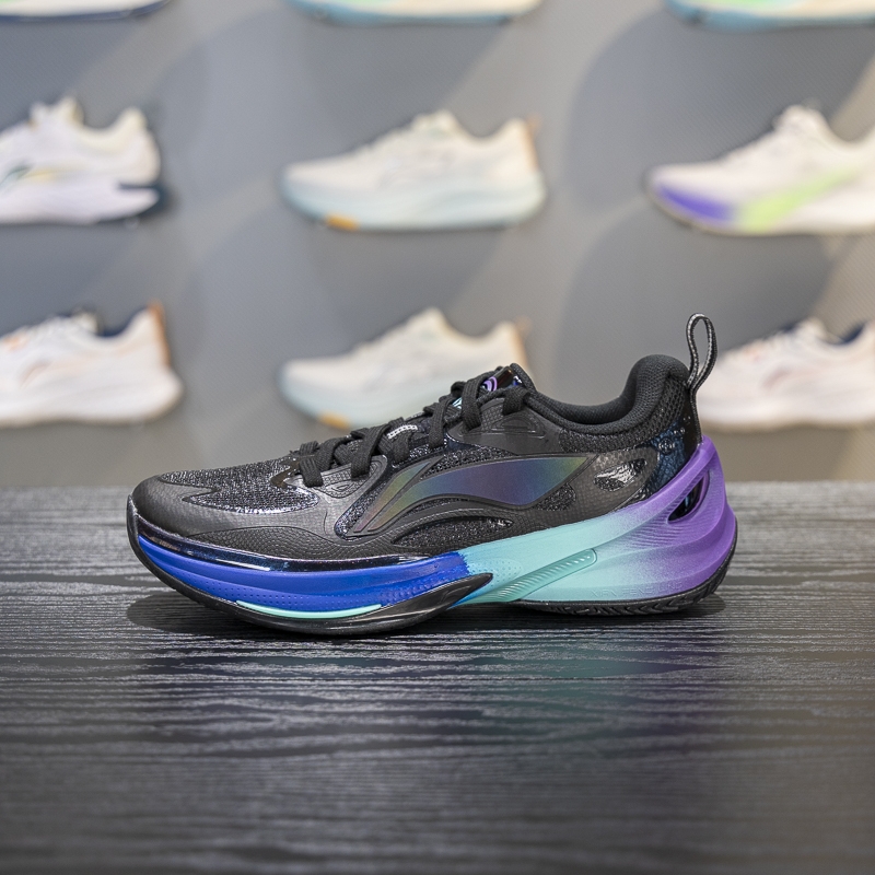 李宁四季通用回弹篮球鞋