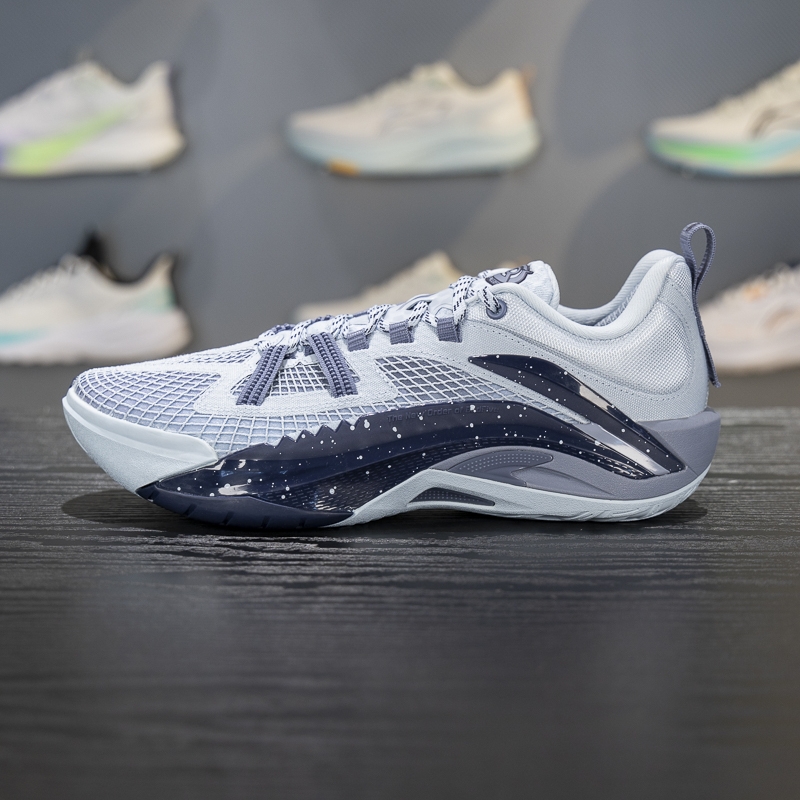 李宁男子减震回弹低帮篮球鞋