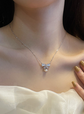 蝴蝶吊坠天然珍珠纯银项链